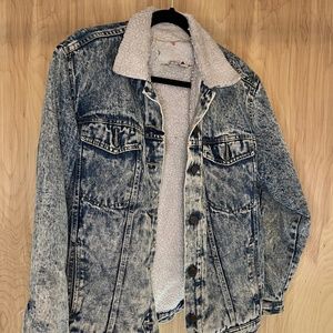 Vintage Sherpa Denim Acid Wash Jean Jacket Made in the Shade Size L